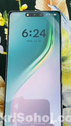Tecno Camon 40